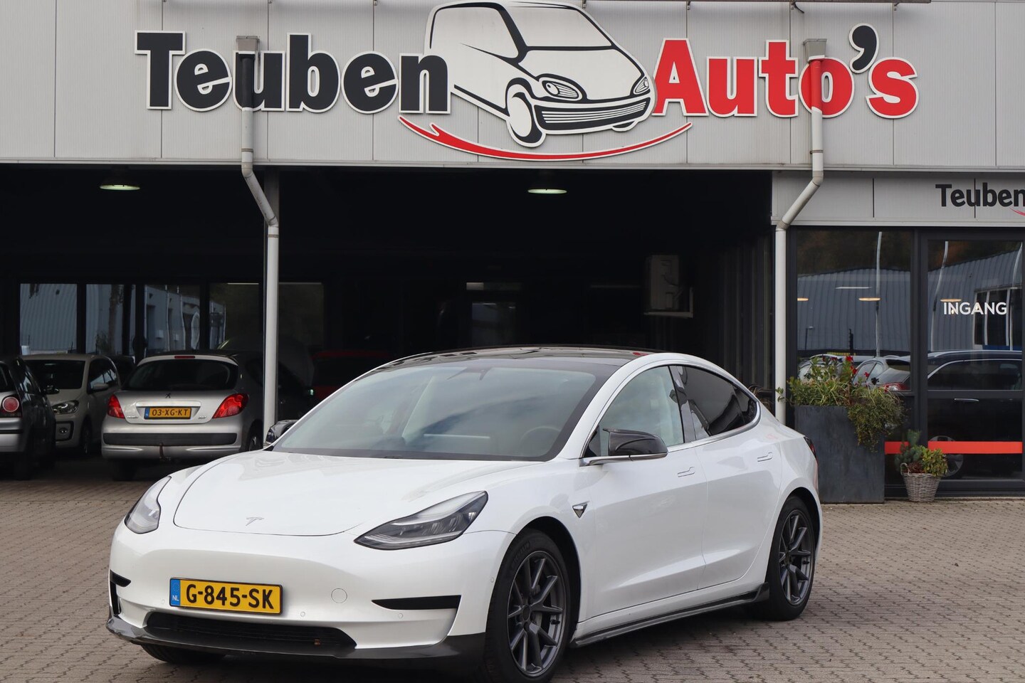 Tesla Model 3 - Standard RWD Plus 60 kWh Autopilot computer 3.0, SOH 89%, Cruise control, Panoramadak, Led - AutoWereld.nl