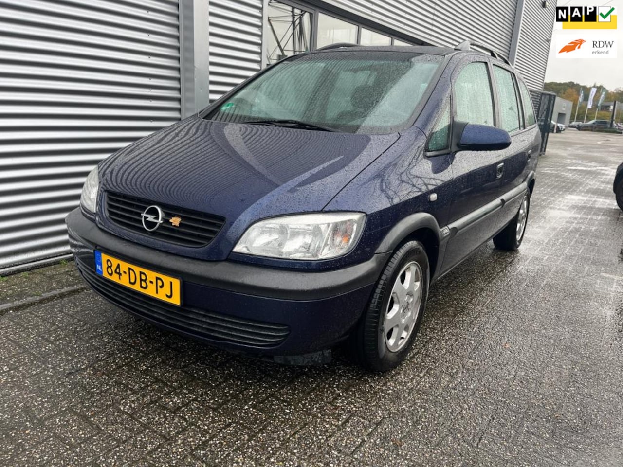 Opel Zafira - 1.6-16V Elegance - mooie en nette auto - airco - 7 persoons - AutoWereld.nl