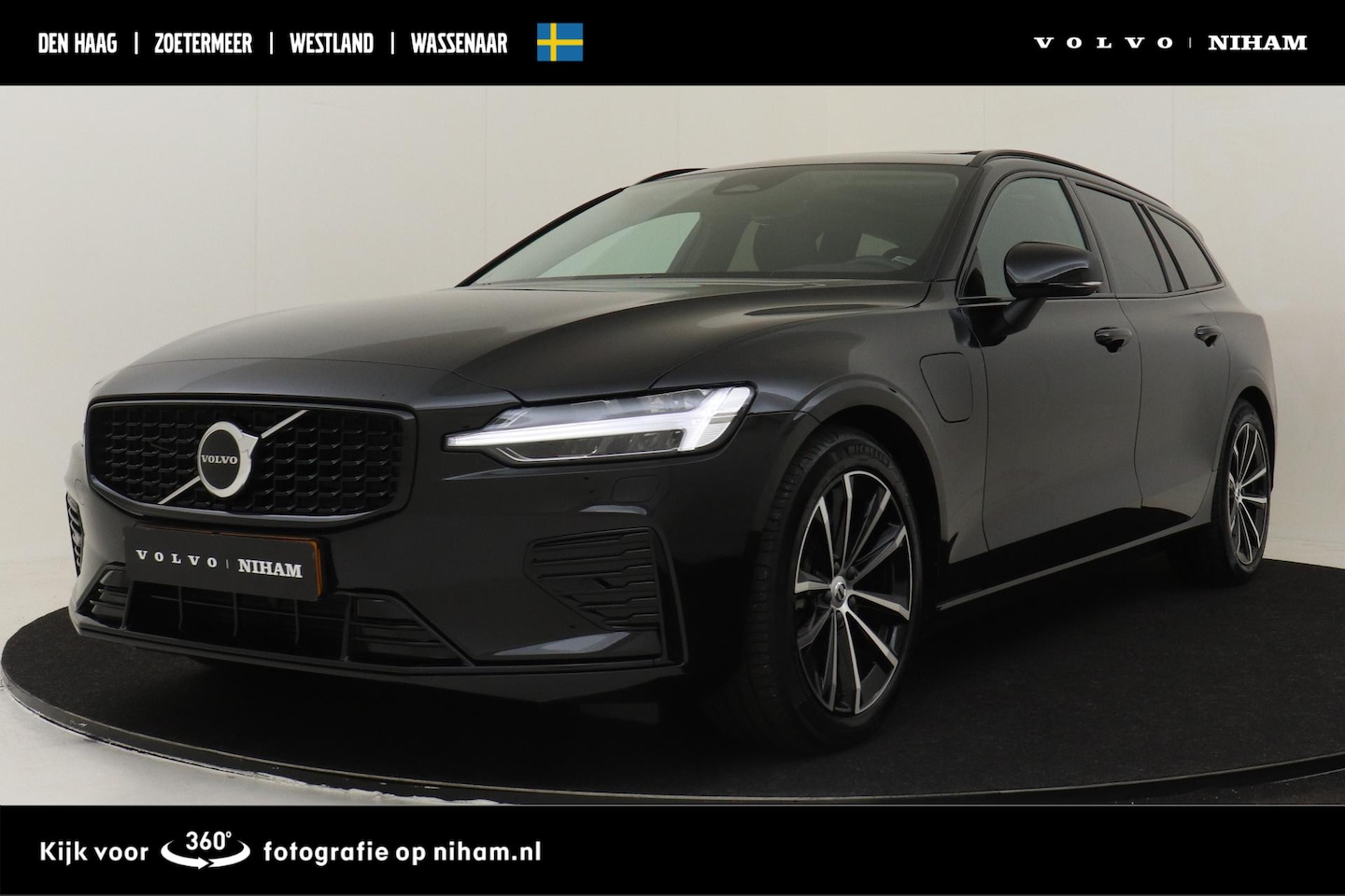 Volvo V60 - T6 PLUG-IN HYBRID AWD ULTRA DARK [MY25] -PANO.DAK|HEAD-UP DISP.|HARMAN/KARDON|TREKHAAK|PRI - AutoWereld.nl