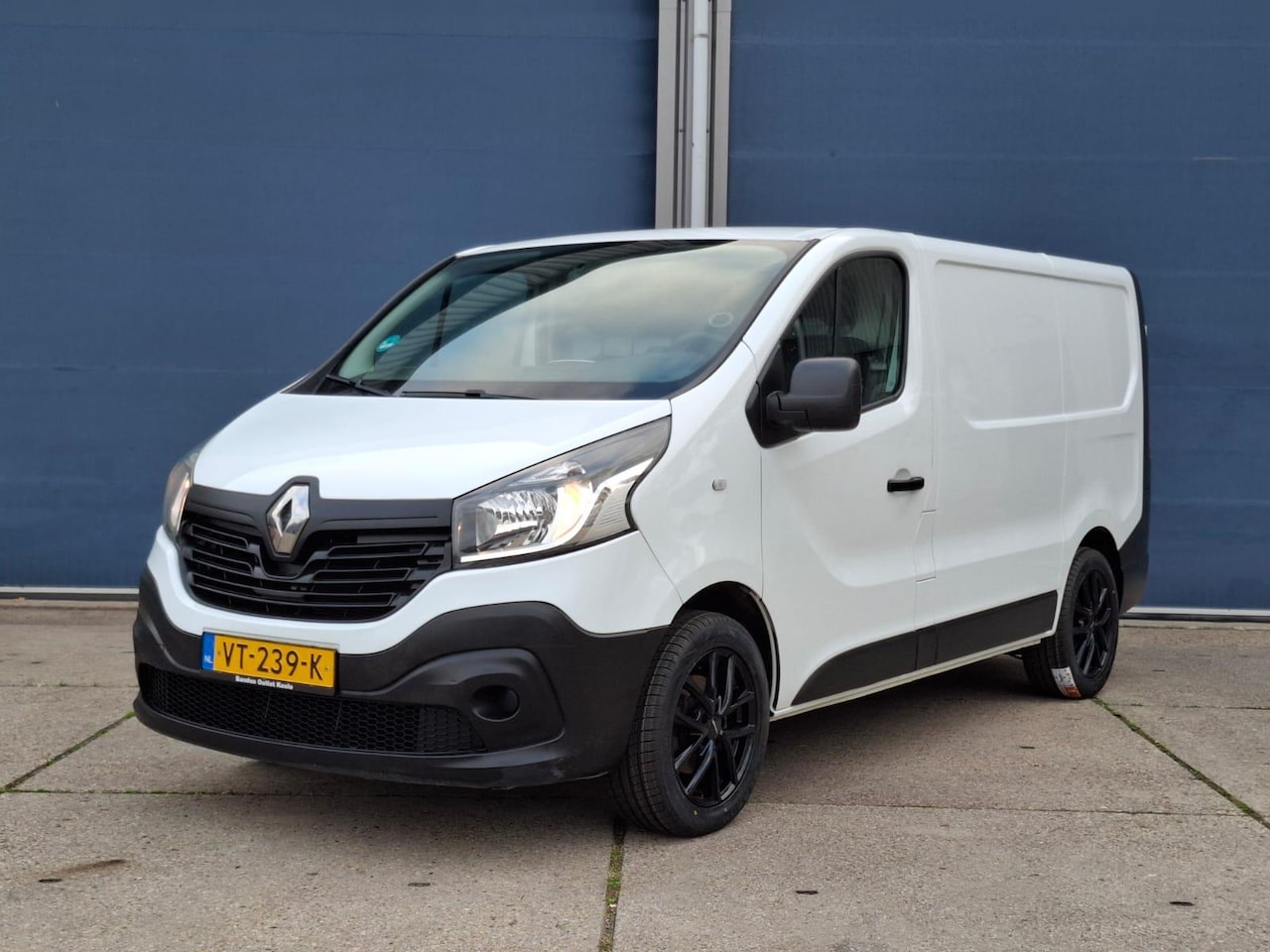 Renault Trafic - 1.6 dCi T27 L1H1 Comfort AIRCO / CRUISE CONTROLE / 3 ZITS / TREKHAAK - AutoWereld.nl