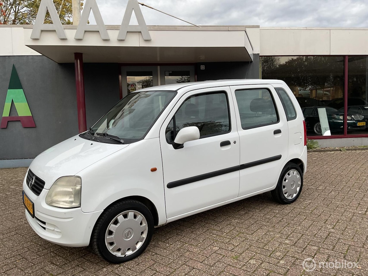 Opel Agila - 1.2-16V Comfort 1.2-16V Comfort - AutoWereld.nl