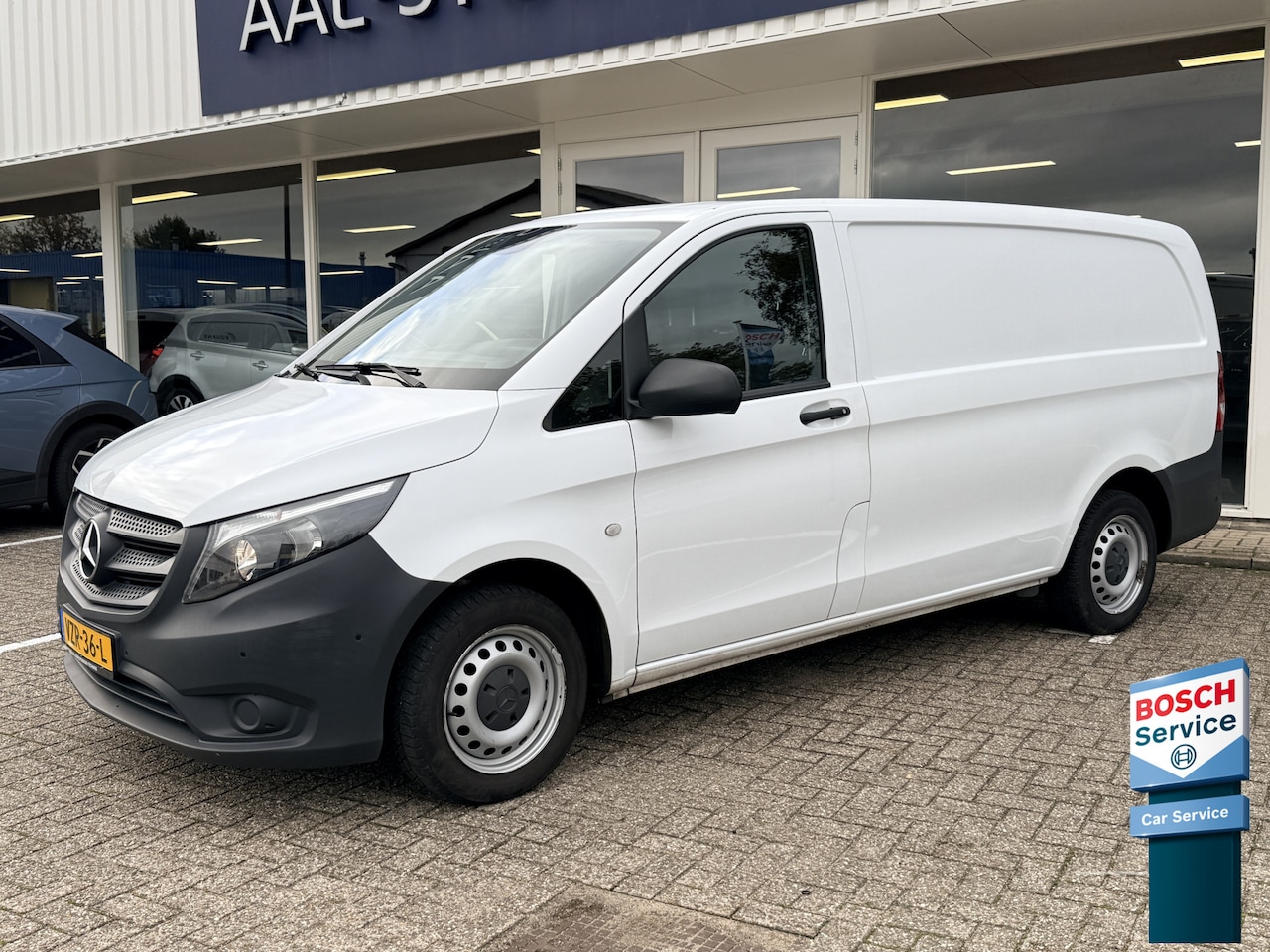 Mercedes-Benz Vito - 114 CDI Lang | Automaat | Airco | Cruise Control | Bluetooth | PDC v+a | Achterklep! - AutoWereld.nl