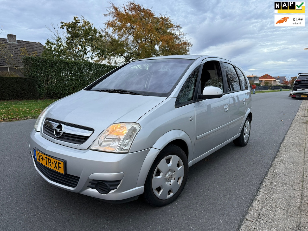 Opel Meriva - 1.6-16V Business CLIMA/NAP/APK 10-2026 - AutoWereld.nl
