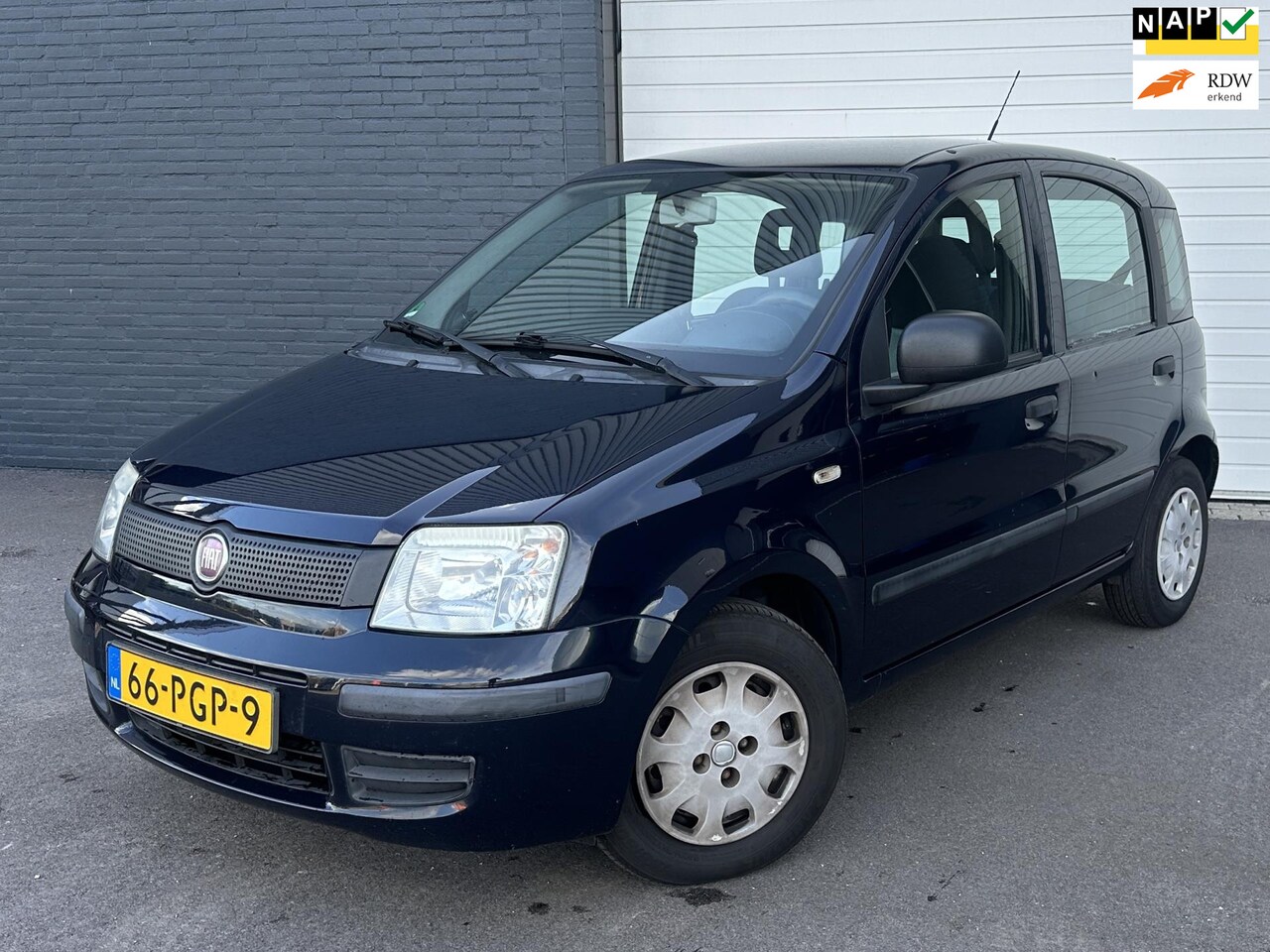 Fiat Panda - 1.2 Active ELKPAKKET/5DEURS/RIJDTENSCHAKELTGOED/APK/NAP - AutoWereld.nl