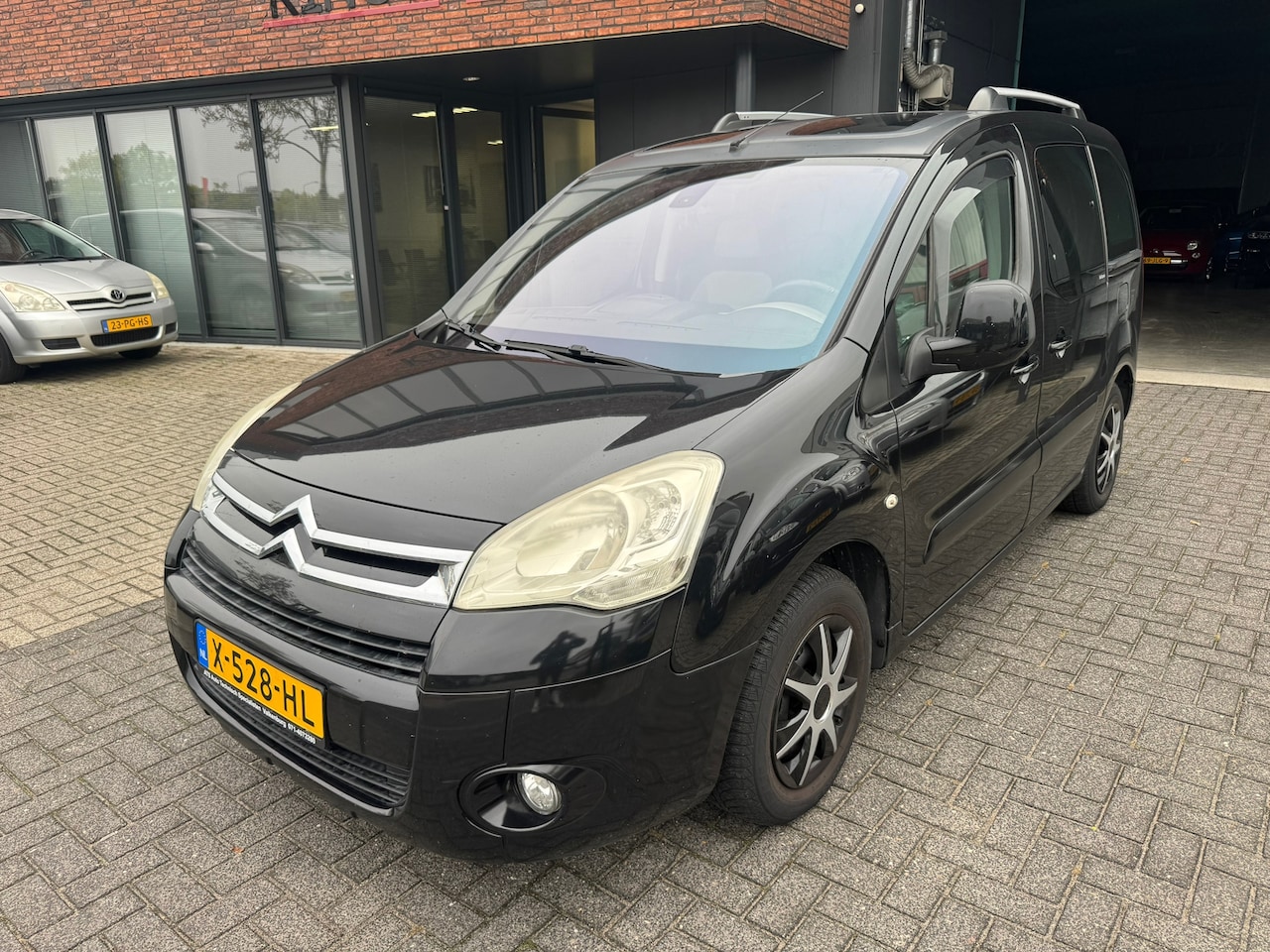Citroën Berlingo - 1.6 VTi 120 XTR CLIMA CRUISE CARPLAY 5 PERSOONS BOEKJES - AutoWereld.nl