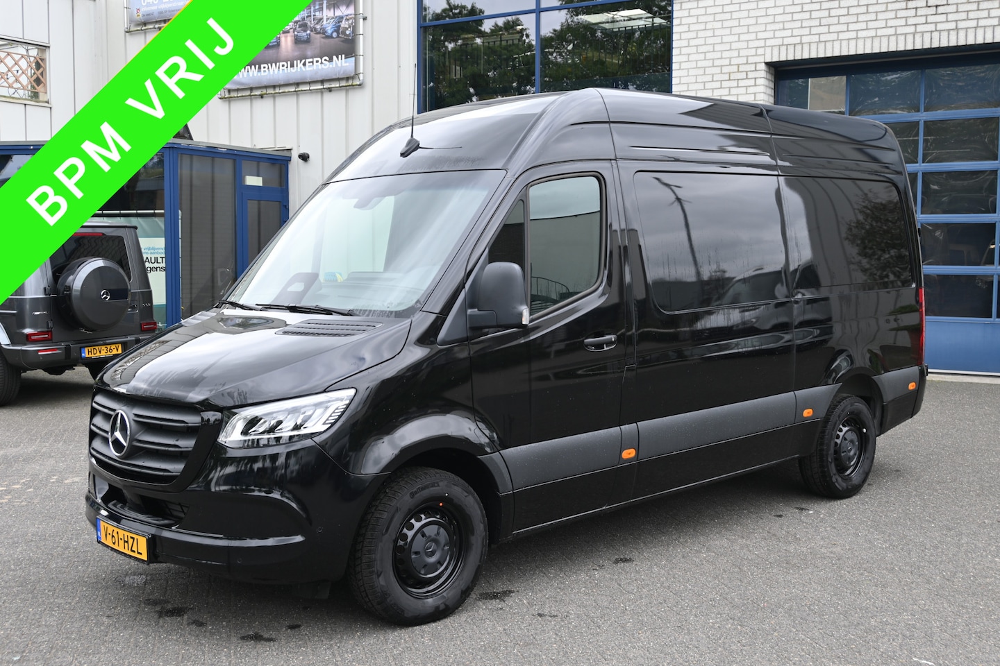 Mercedes-Benz Sprinter - 317 CDI L2H2 Pro 3500 kg trekhaak, LED verlichting, Geveerde stoel - AutoWereld.nl