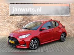 Toyota Yaris - 1.5 Hybrid Dynamic Plus + stoelverwarming