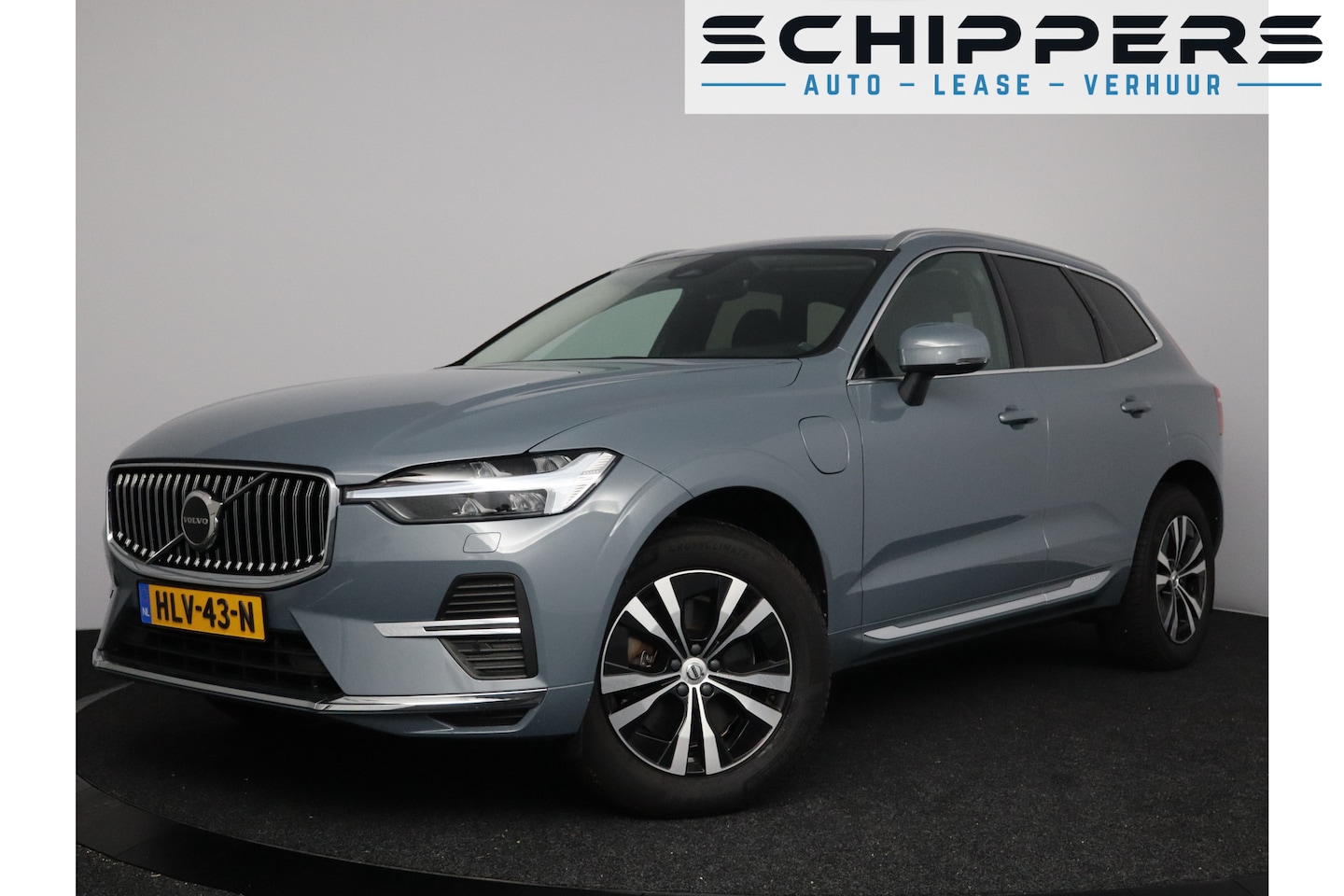 Volvo XC60 - 2.0 T6 Plug-in hybrid AWD Inscription Panoramadak | Elektrische kofferklep - AutoWereld.nl