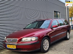 Volvo V70 - 2.4 EDITION 07-2004 Rood Metallic LPG G3
