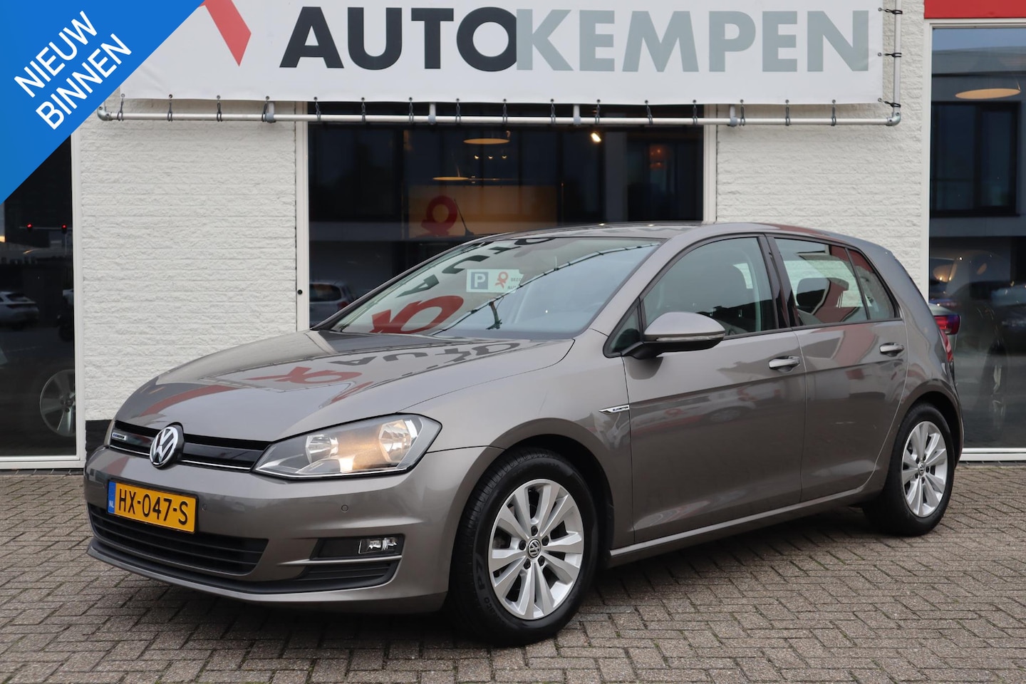 Volkswagen Golf - 1.0 TSI COMFORTLINE CRUISE|NAVIGATIE|SENSOREN - AutoWereld.nl