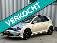 Volkswagen Golf - 1.4 TSI GTE, Panorama dak, Lederen bekleding, Sportuitlaat, NAP