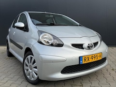 Toyota Aygo - 1.0-12V +