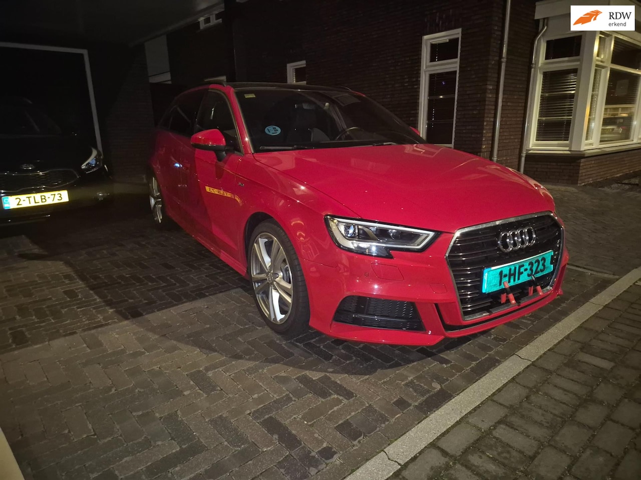 Audi A3 Sportback - 35 TFSI S Line . Panoramadak . Matrix . 54000 km - AutoWereld.nl