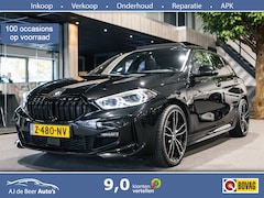 BMW 1-serie - 118i High Executive M-Sport | Panorama | HUD | Stoelverwarming | Trekhaak | Carplay/Androi