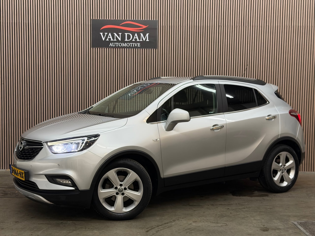 Opel Mokka X - 1.4 Turbo Innovation 2018 XENON CAMERA NAVI TREKHAAK - AutoWereld.nl