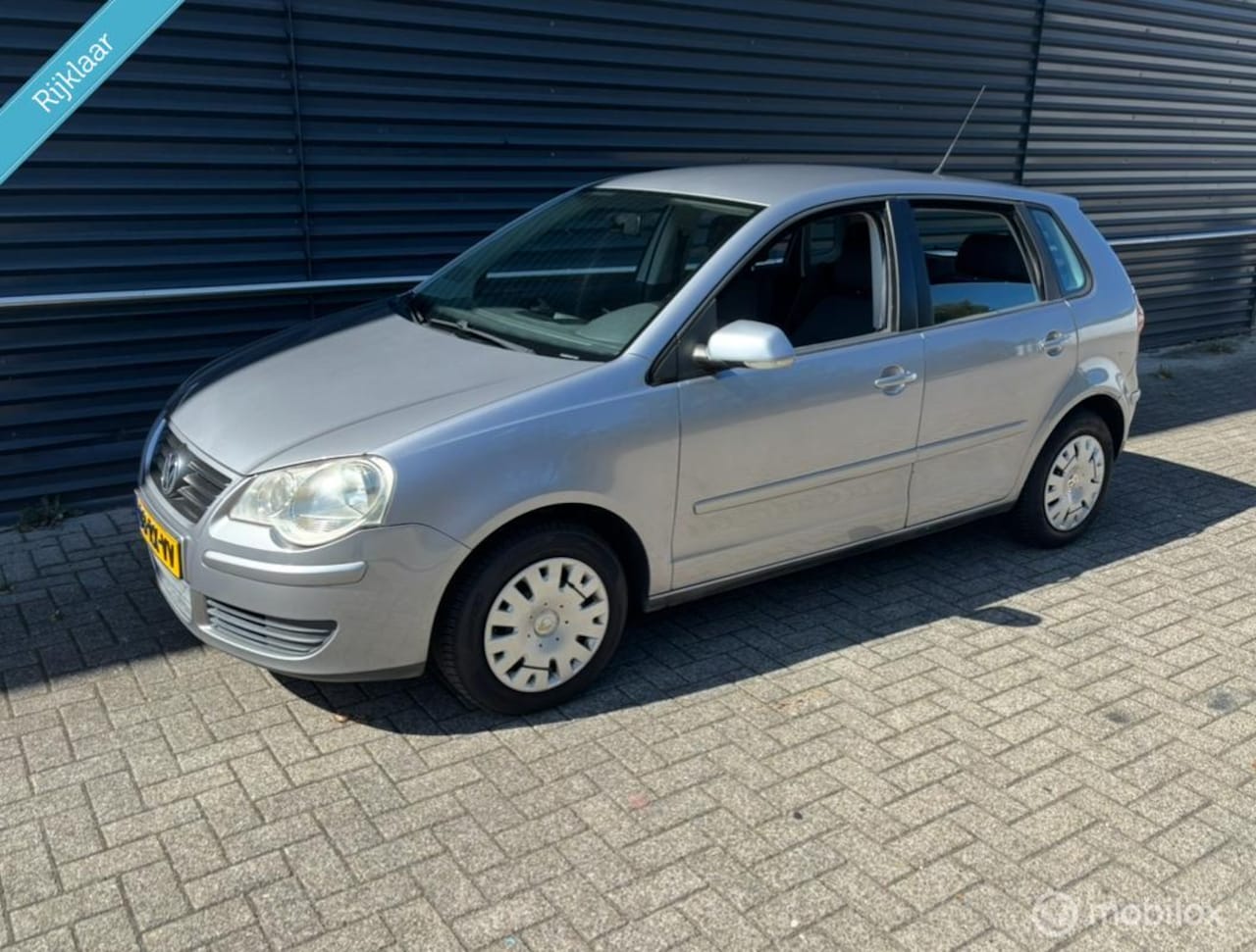 Volkswagen Polo - 1.4-16V Sportline NW APK Airco Lage Km 5D 4 Electrisch Ramen Trekhaak - AutoWereld.nl