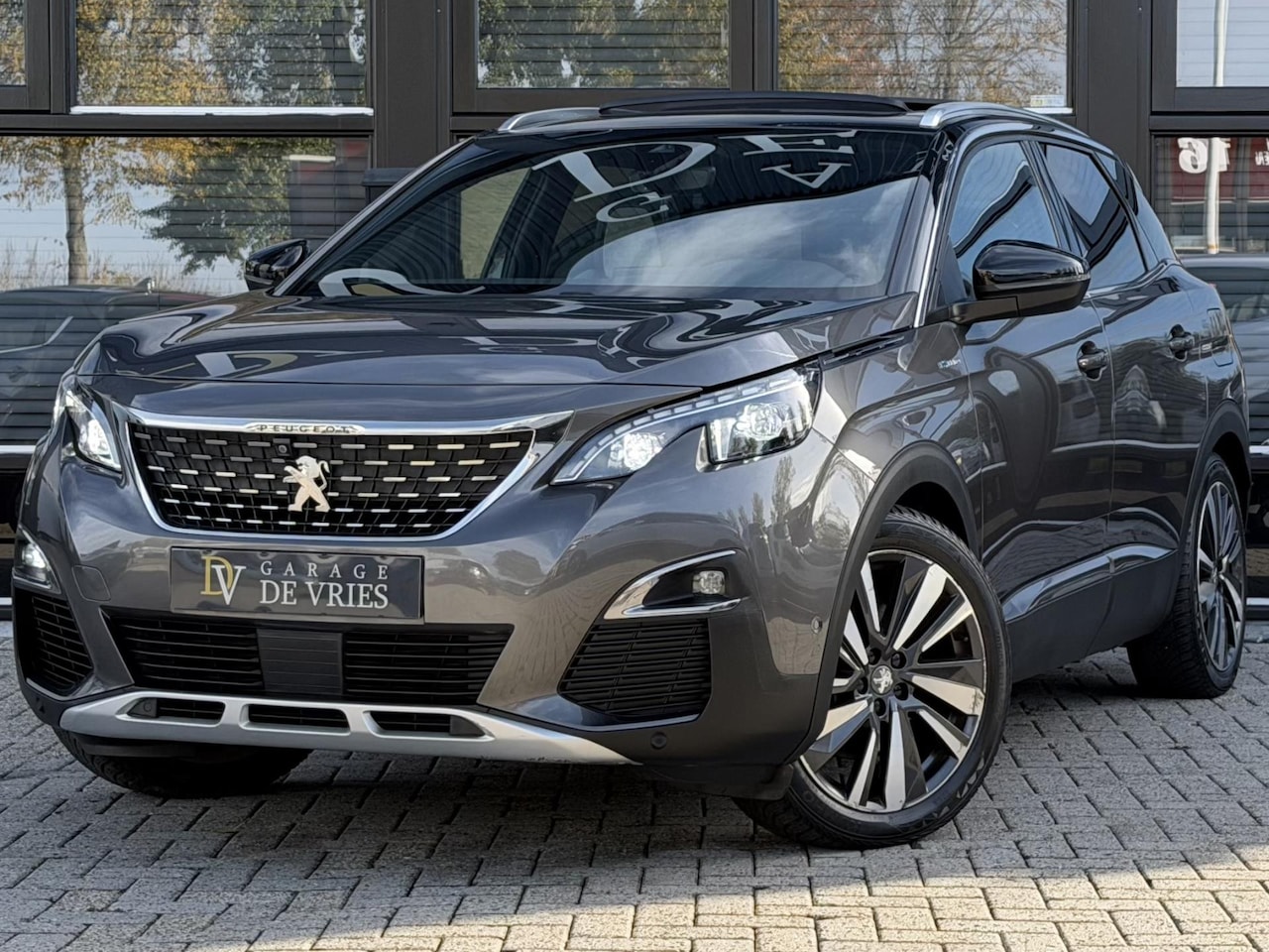 Peugeot 3008 - 1.6 HYbrid 225 GT Line Aut Panoramadak ACC Lane 360 Camera Garantie - AutoWereld.nl