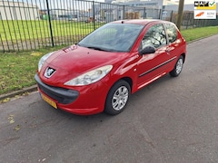 Peugeot 206 - 1.1 XR nw apk 112 dkmNap zeer zuinig