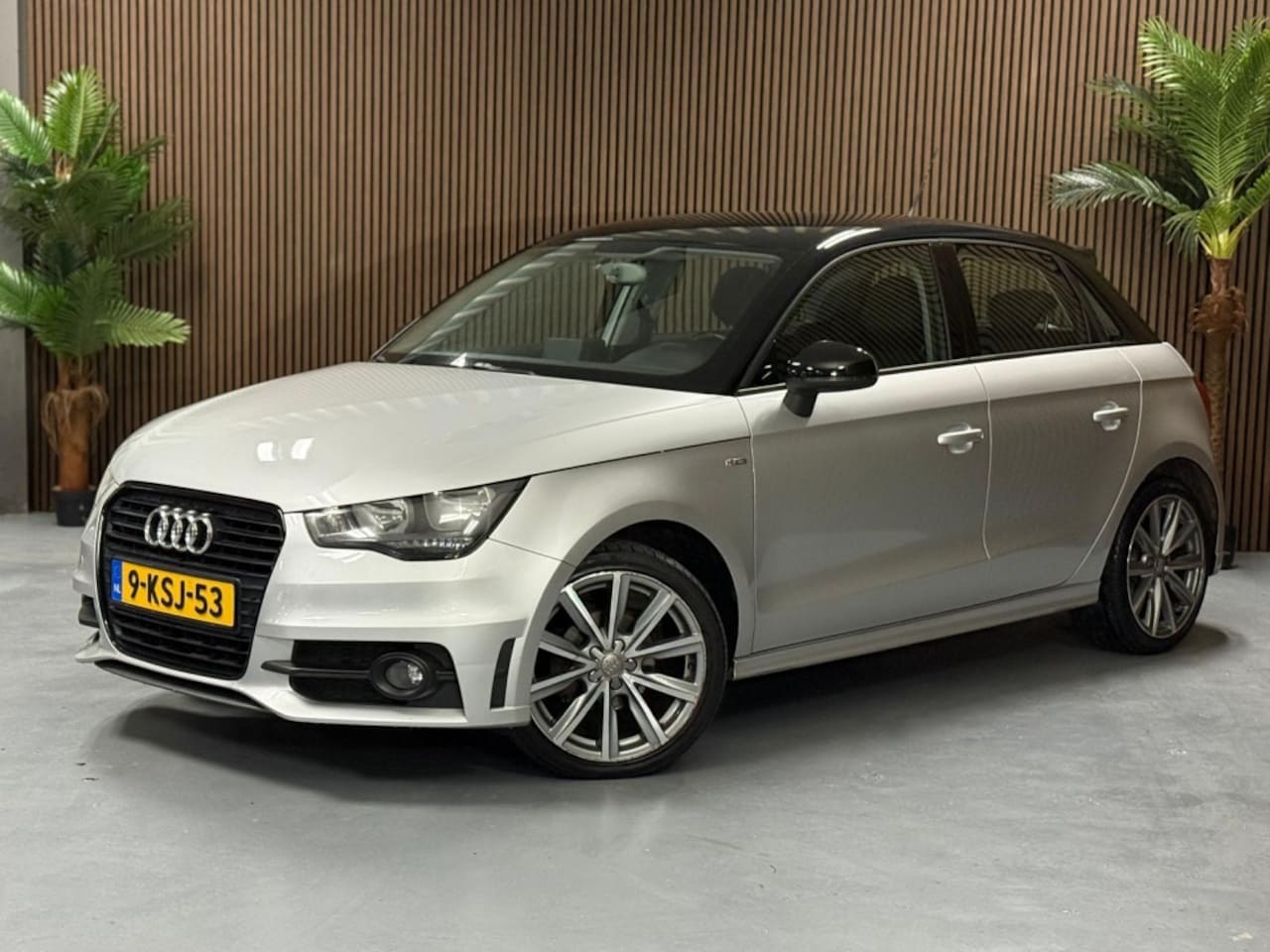 Audi A1 Sportback - 1.2 TFSI Admired 1.2 TFSI Admired - AutoWereld.nl