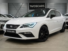 SEAT Leon - 1.5 TSI FR Black Matt DSG * Pano - Virtual - 18" - App - LED