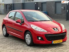 Peugeot 207 - 1.4 XR AIRCO TREKHAAK NIEUWE APK