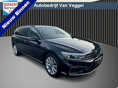 Volkswagen Passat Variant - 1.4 TSI PHEV GTE Business pano, trekhaak, camera, stoelverw