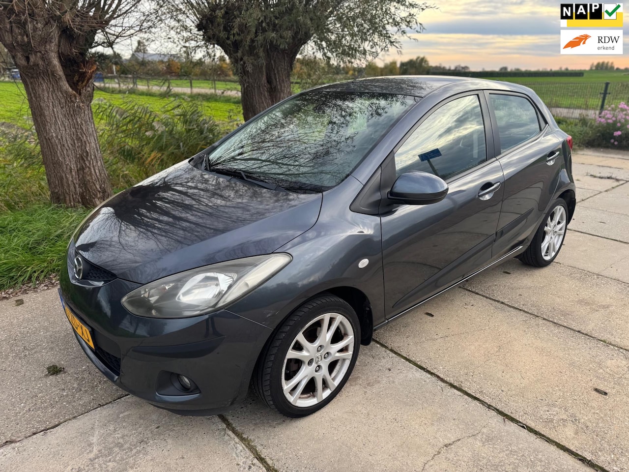Mazda 2 - 1.3 hp S-VT Executive CLIMA/STOELVERW/16"/ELEKRAMEN/CV/ELEKSPIEGELS/RIJKLAAR - AutoWereld.nl