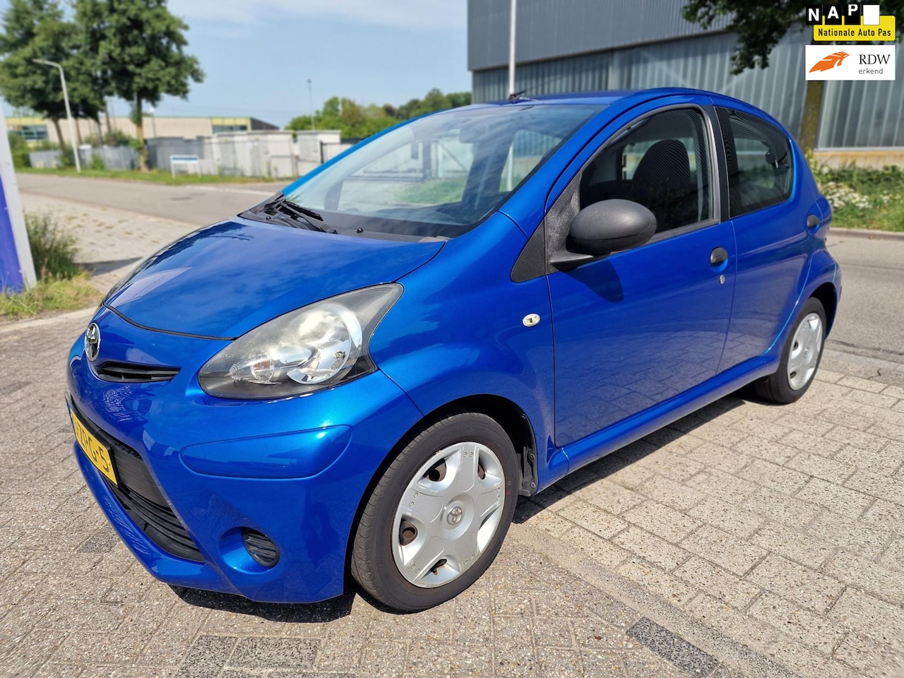 Toyota Aygo - 1.0 VVT-i Comfort 1.0 VVT-i Comfort, APK, NAP, Zeer netjes, Inruil mogelijk. - AutoWereld.nl