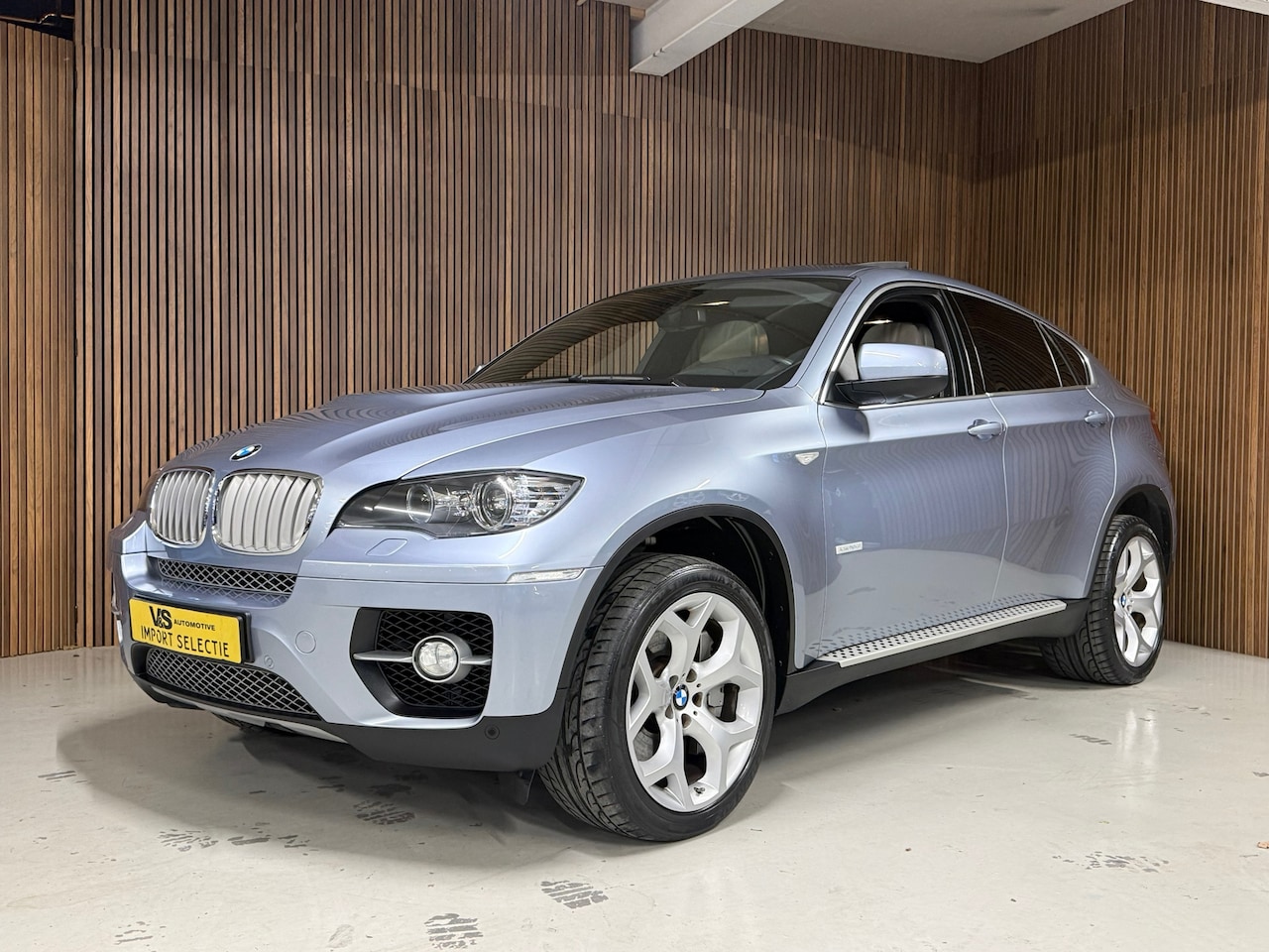 BMW X6 - 5.0i ActiveHybrid - Youngtimer - Unieke stand - AutoWereld.nl