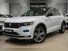 Volkswagen T-Roc - 1.5 TSI 3x R-Line DSG * Pano - Virtual - Trekhaak - Camera - ACC - App