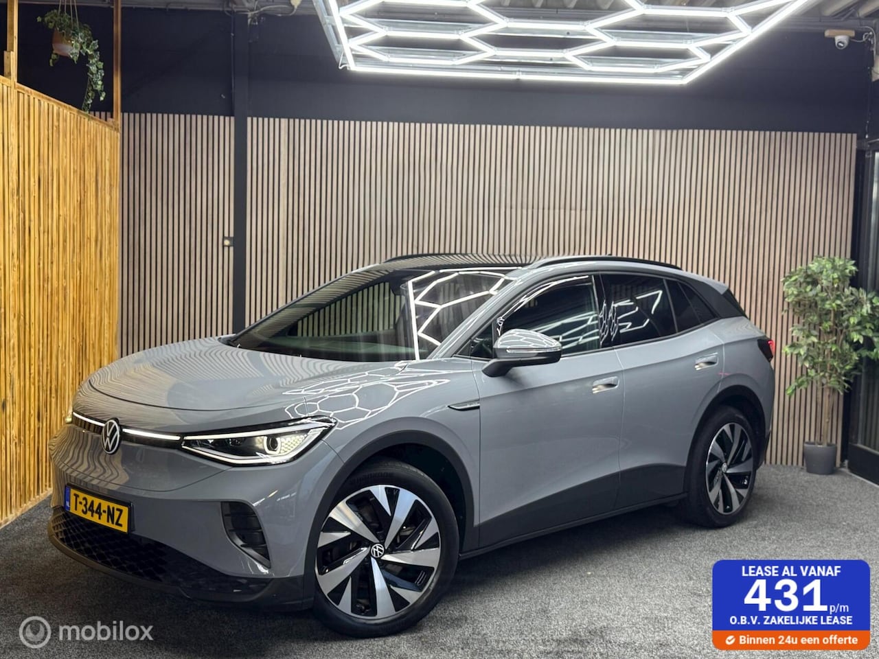 Volkswagen ID.4 - Pure 52 kWh | Pano | Massage | Camera | Pro - AutoWereld.nl