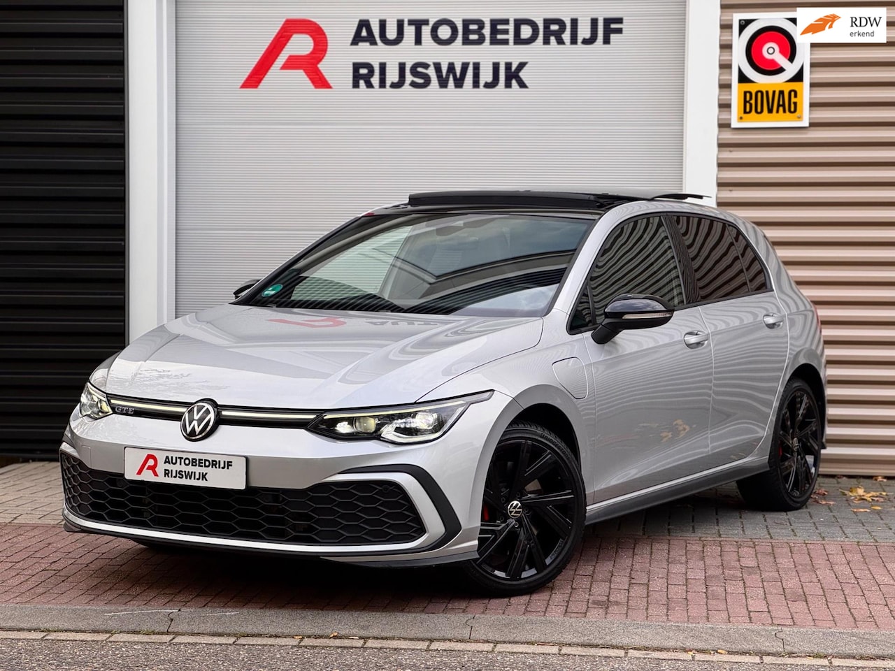 Volkswagen Golf - 1.4 eHybrid GTE Pano/Matrix/Sfeer/Acc - AutoWereld.nl