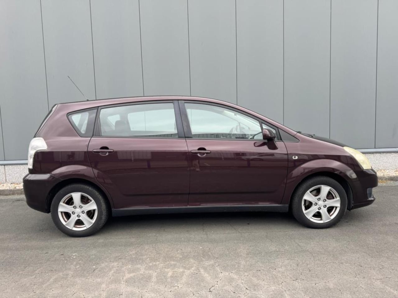 Toyota Verso - 1.6 VVT-i Terra 1.6 VVT-i Terra