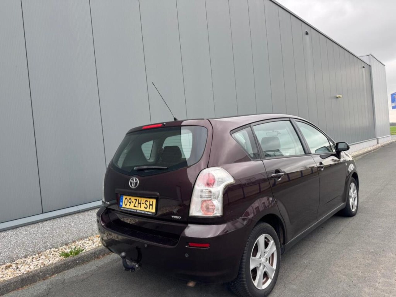 Toyota Verso - 1.6 VVT-i Terra 1.6 VVT-i Terra