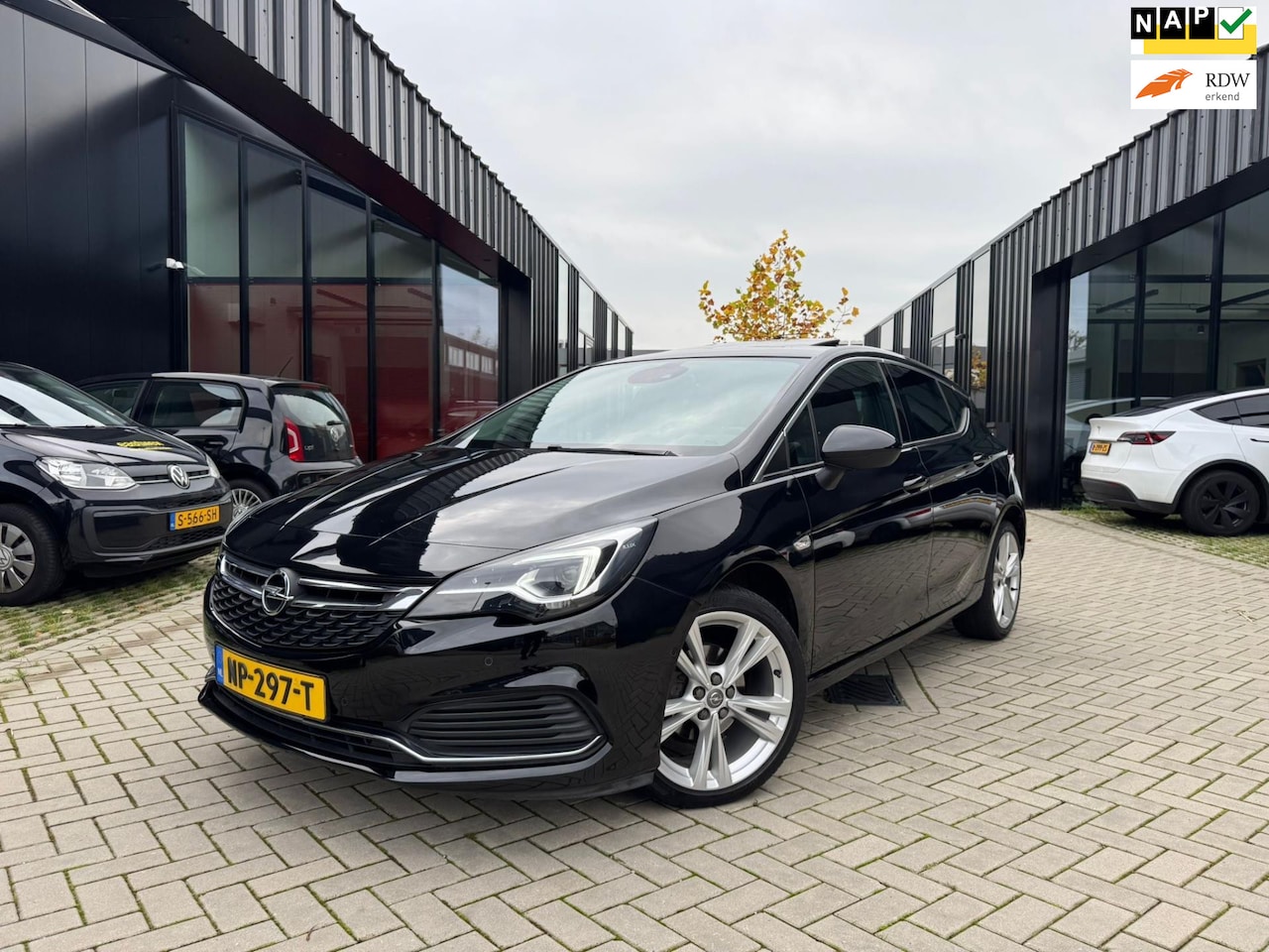 Opel Astra - 1.4 Innovation OPC Line Automaat Pano Leer Massage - AutoWereld.nl