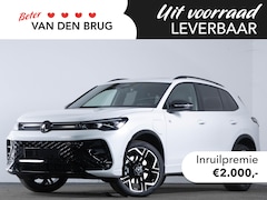 Volkswagen Tiguan - R-Line Edition 1.5 eHybrid 204 PK | Trekhaak | Black Style | 360'' camera | Stuur & Stoelv