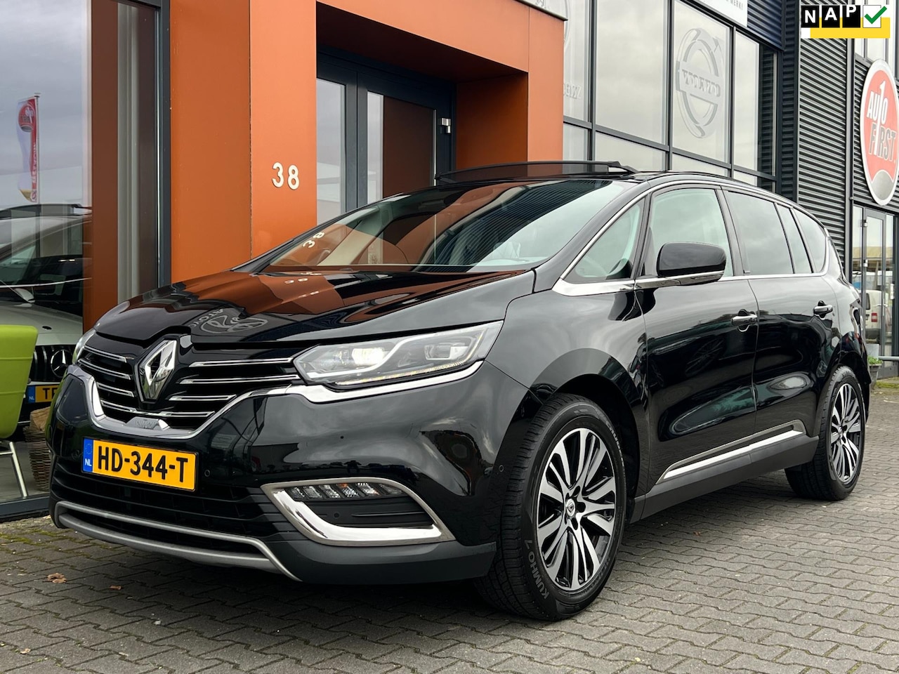Renault Espace - 1.6 TCe Initiale Paris 7p.|Aut.|Pano|Trekhaak - AutoWereld.nl