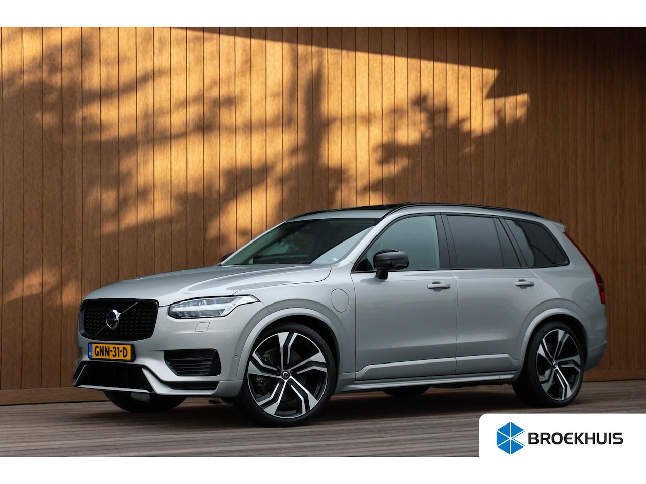 Volvo XC90 - T8 AWD Ultra Dark | Luchtvering | Bowers & Wilkins | Head-Up | 22-Inch | 360° Camera | Mas - AutoWereld.nl