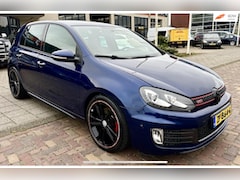Volkswagen Golf - 2.0 GTI