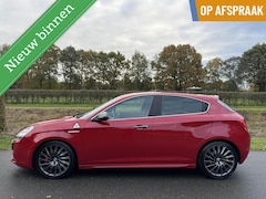 Alfa Romeo Giulietta - 1.750 TBI QV, 240pk, Topstaat