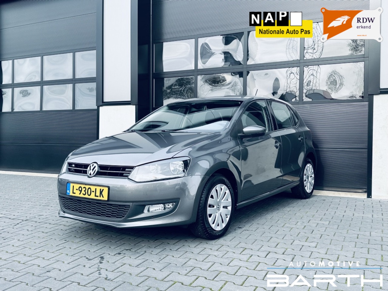 Volkswagen Polo - 1.4-16V Highline | AUTOMAAT | Clima | Navi | PDC - AutoWereld.nl