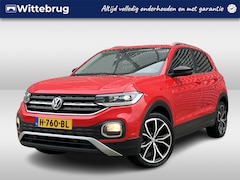 Volkswagen T-Cross - 1.0 TSI Style / Digitaal dashboard / Navigatie / App connect / Climate controle / Parkeers