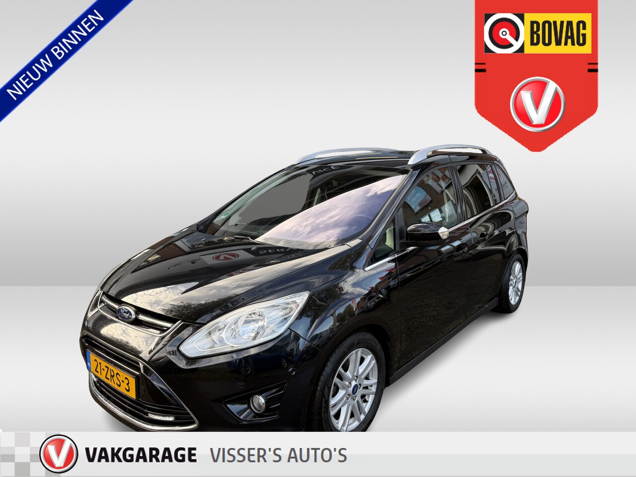 Ford Grand C-Max - 1.6 EcoBoost Titanium | Panoramadak I trekhaak I winterbandenset - AutoWereld.nl