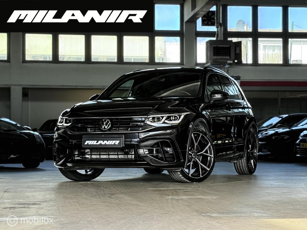 Volkswagen Tiguan - 2.0 TSI R 75 Edition 4Motion |Pano|360|ACC - AutoWereld.nl
