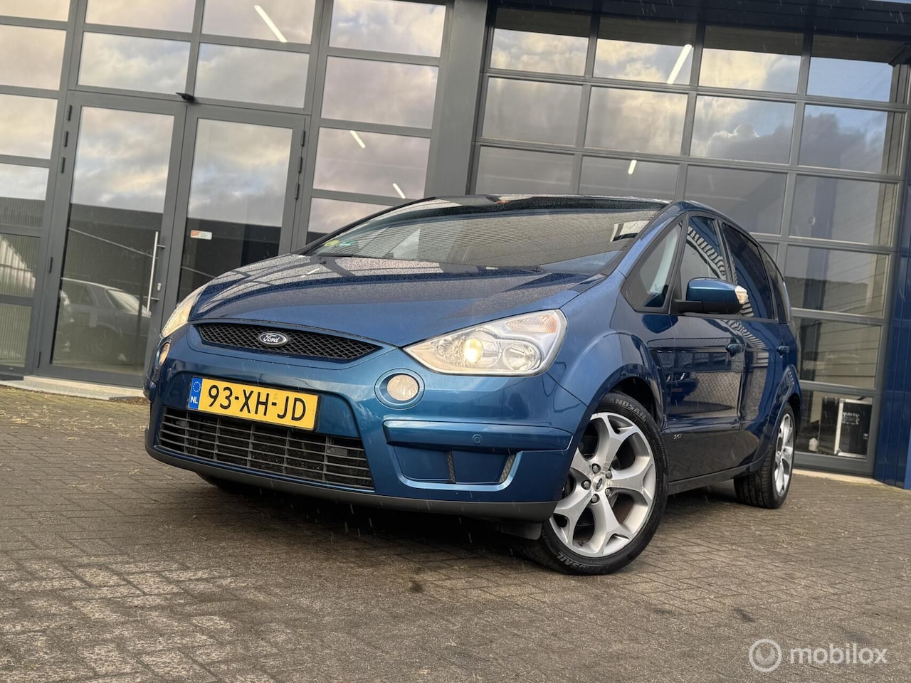 Ford S-Max - 2.5-20V Turbo PANO / 220PK / TREKHAAK - AutoWereld.nl