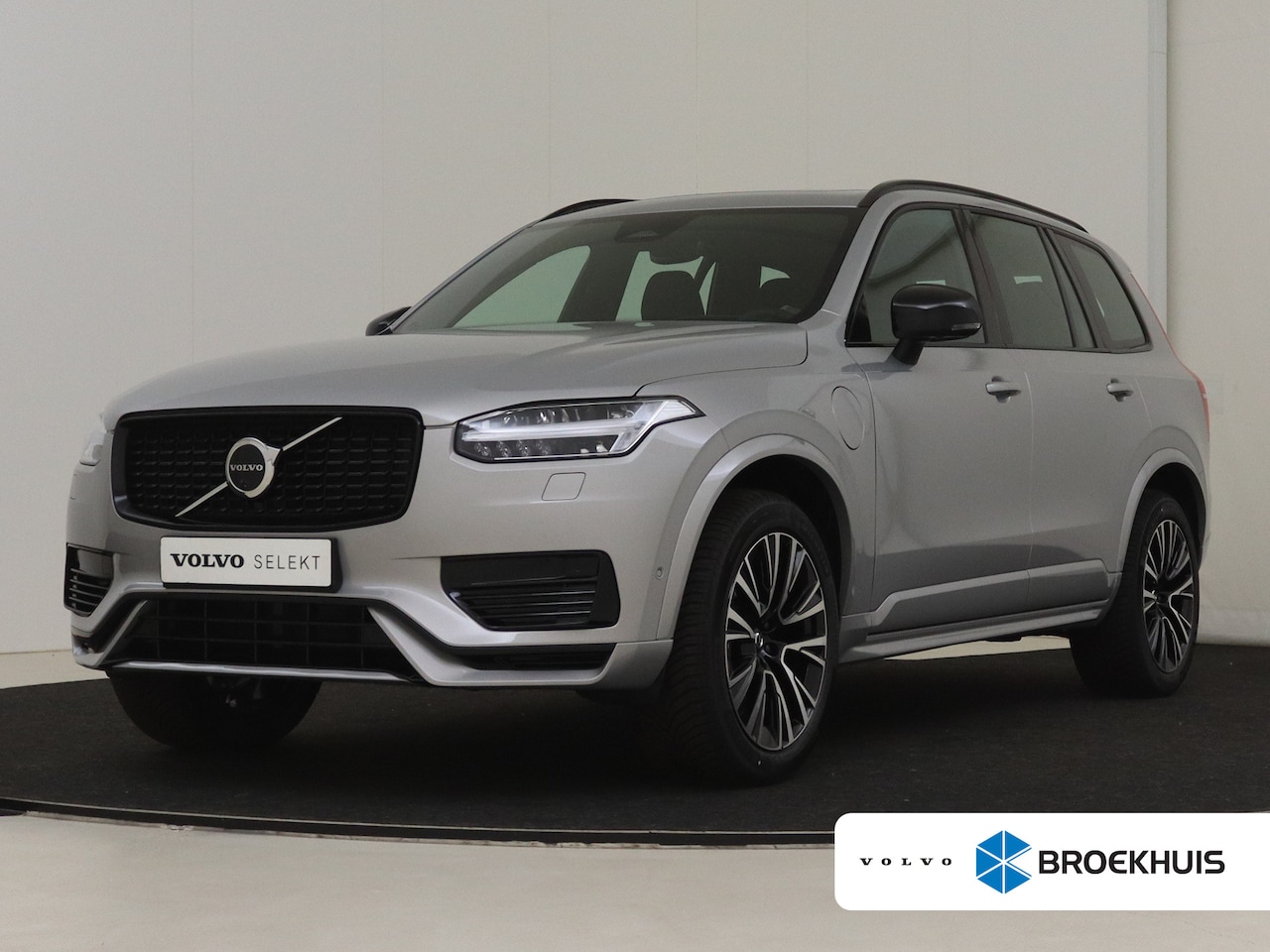 Volvo XC90 - 2.0 T8 Recharge AWD Ultimate Dark | Luchtvering | Bowers & Wilkins | Trekhaak | Standkache - AutoWereld.nl