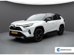 Toyota RAV4 - 2.5 Hybrid AWD Style Bi-Tone | 1650kg Trekhaak Afn | Camera | Alarm Klasse 3 | Adaptive Cr