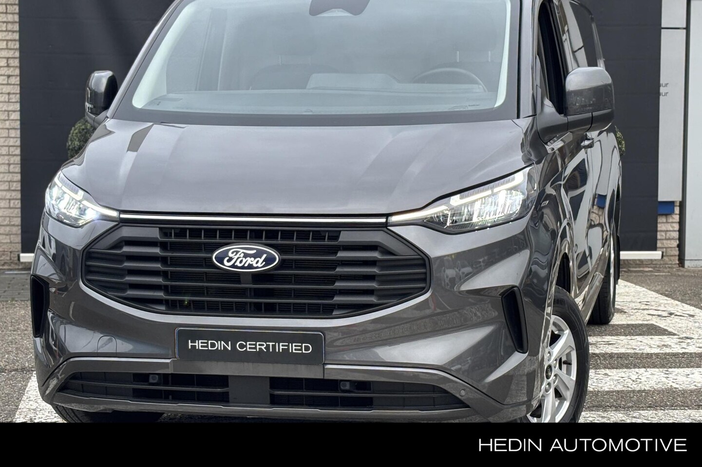 Ford Transit Custom - 320 2.0 TDCI L2H1 Limited 320 2.0 TDCI L2H1 Limited - AutoWereld.nl