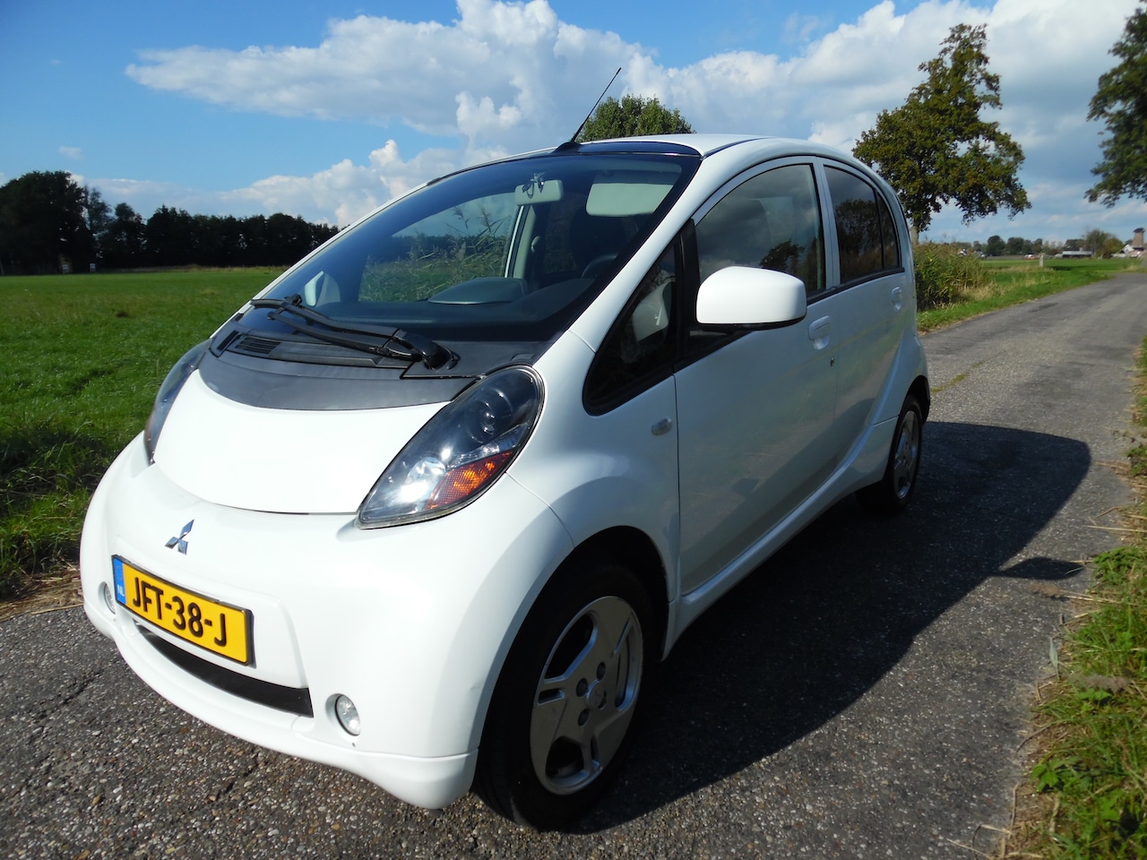 Mitsubishi i-MiEV - 4-peroons Elektrisch - AutoWereld.nl