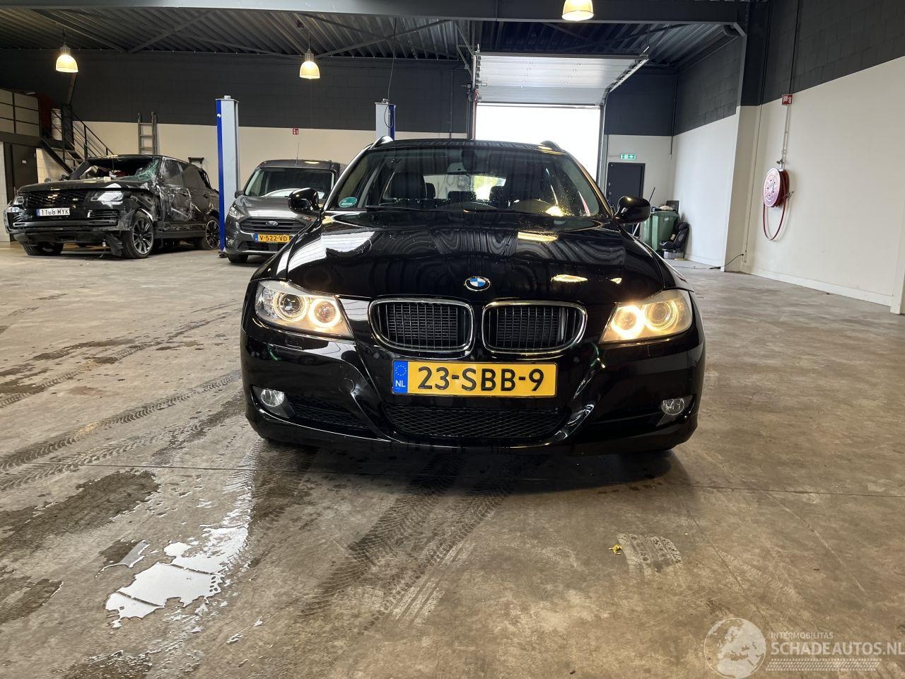 BMW 3-serie Touring - 320i Luxury Line NL NAP!